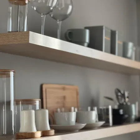 Square Modern Center