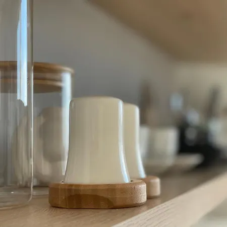 Square Modern Center *